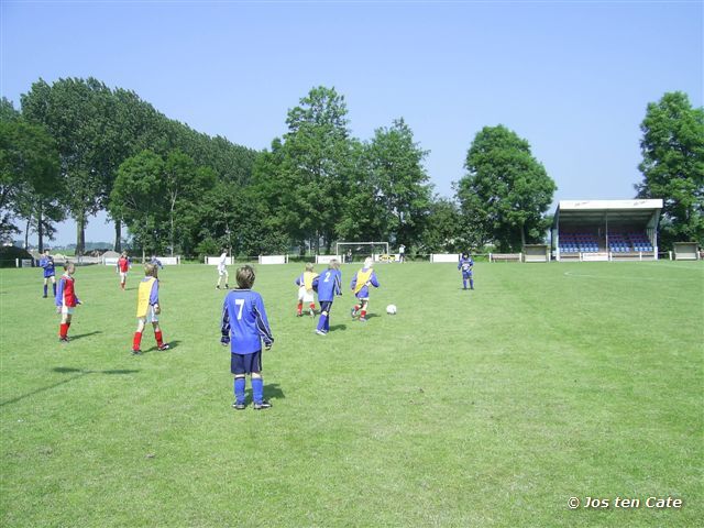 voetbaltoernooi edward roozendaal 054